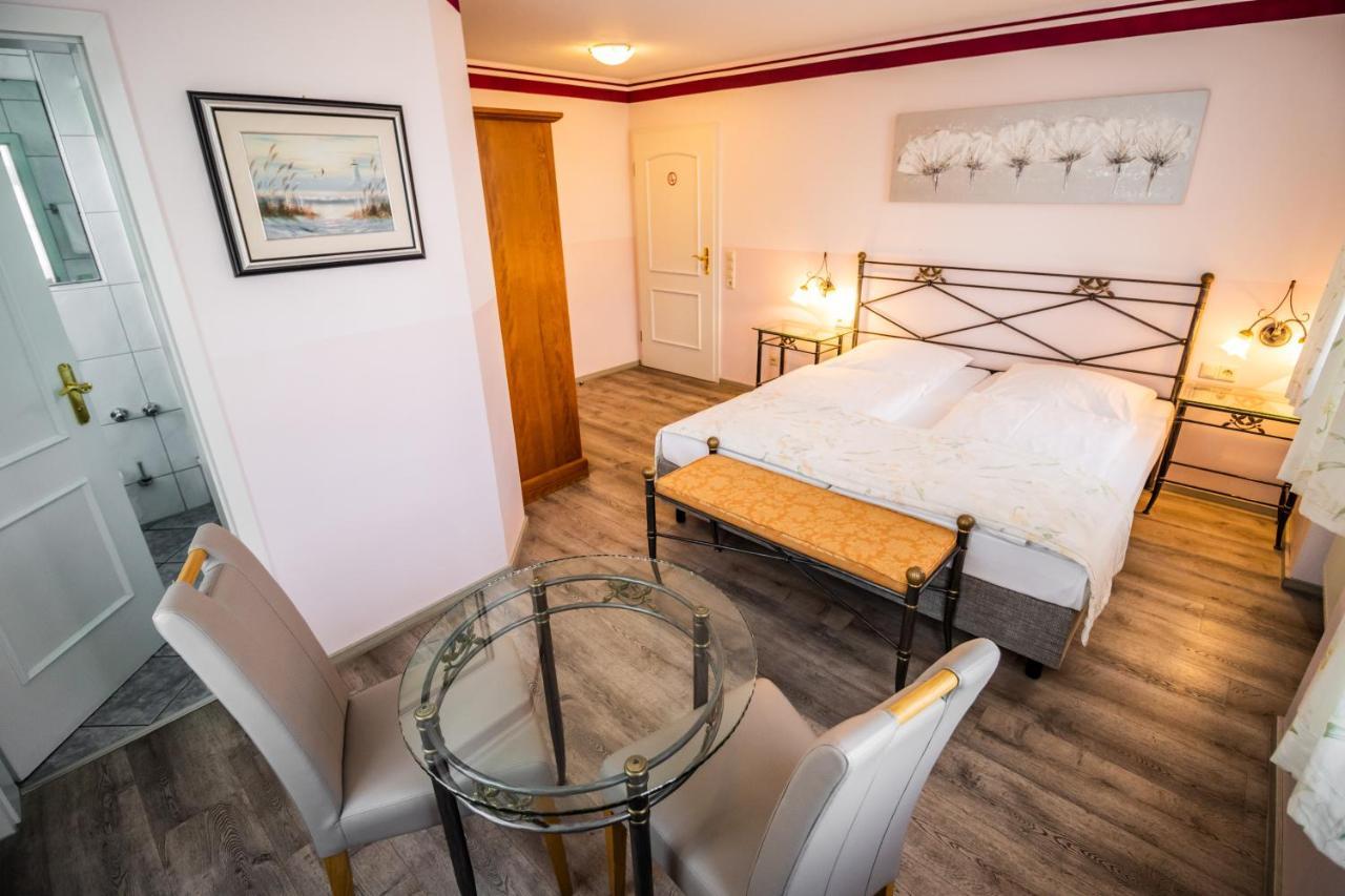 Hotel Gasthof Roessle Weingarten  Esterno foto