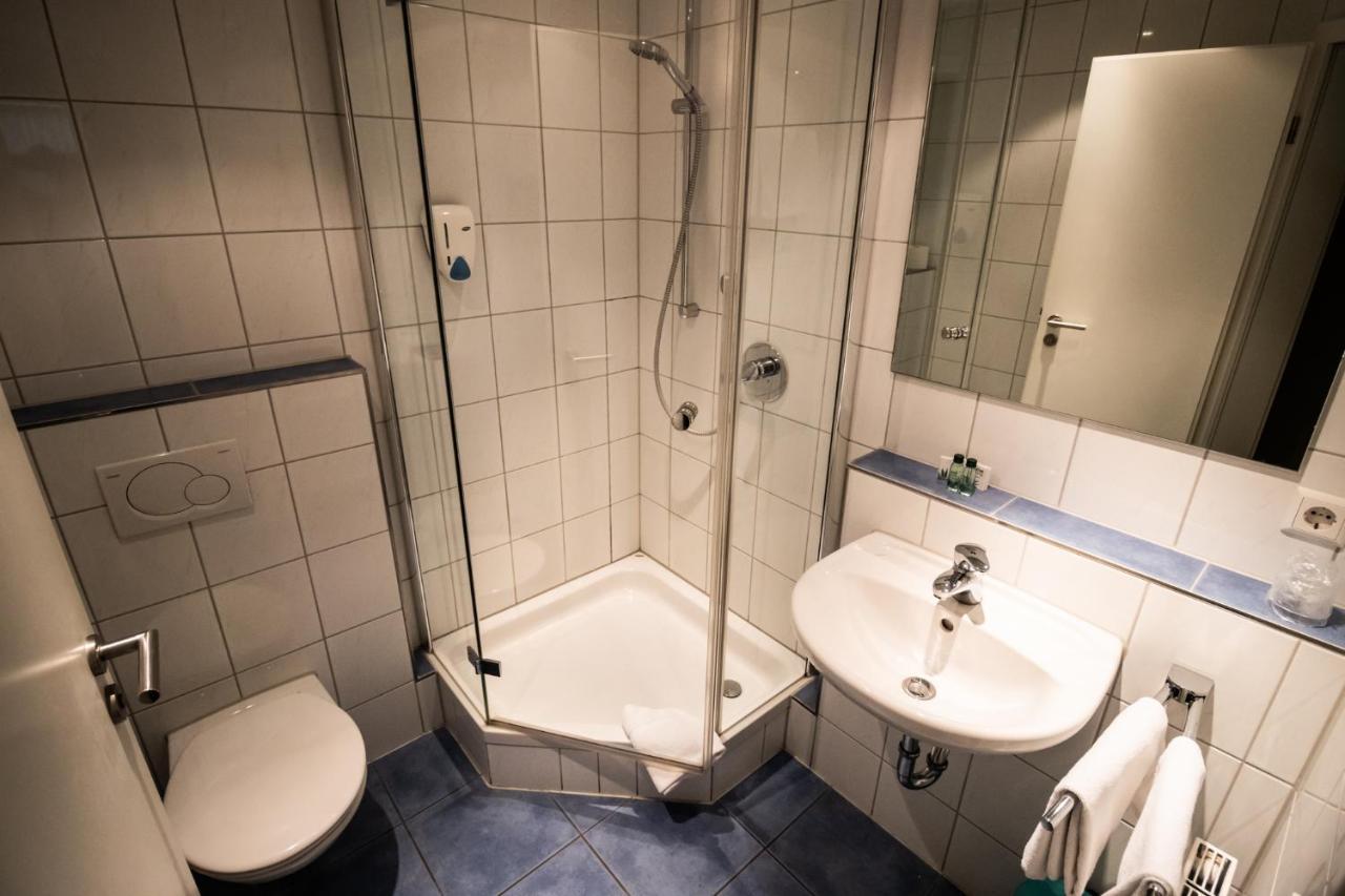 Hotel Gasthof Roessle Weingarten  Esterno foto